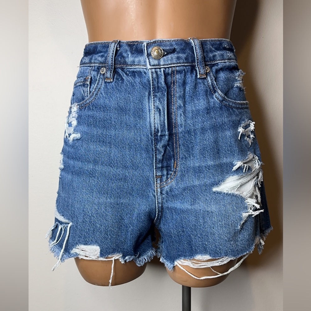 Mom short